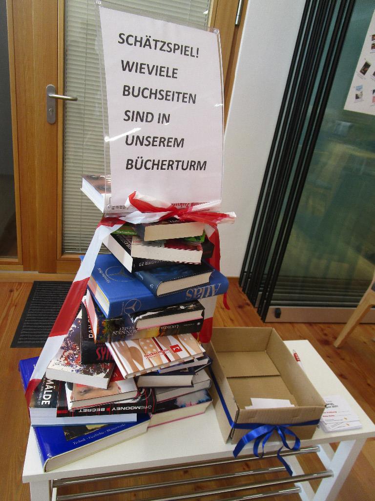 Schätzspiel in der Bibliothek Semriach